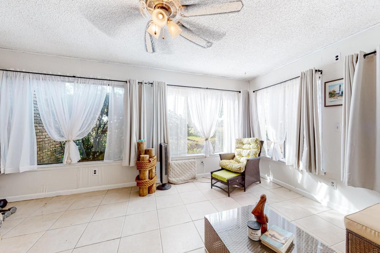 Perdido Bay Getaway Villa Pensacola Bagian luar foto